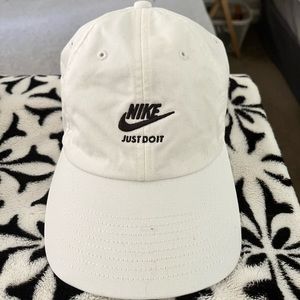 Nike cap